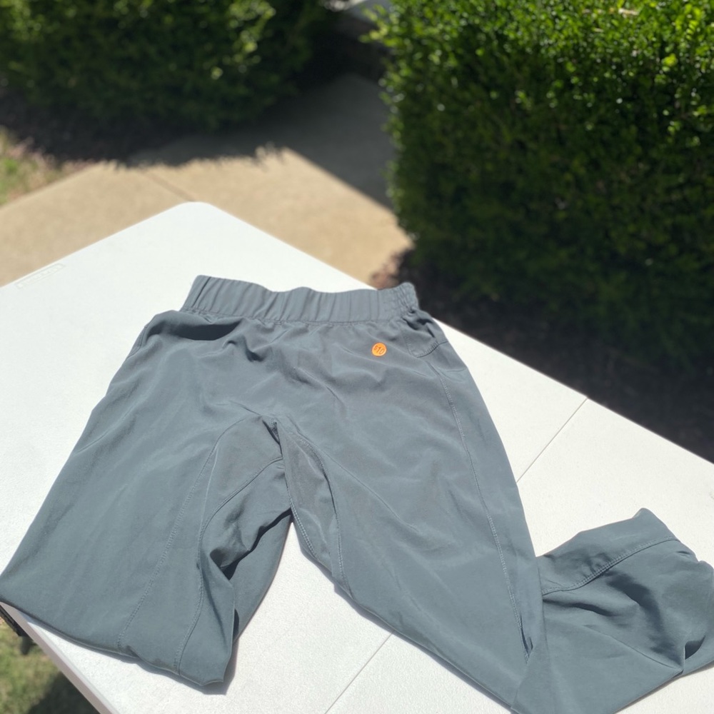 Halara Joggers